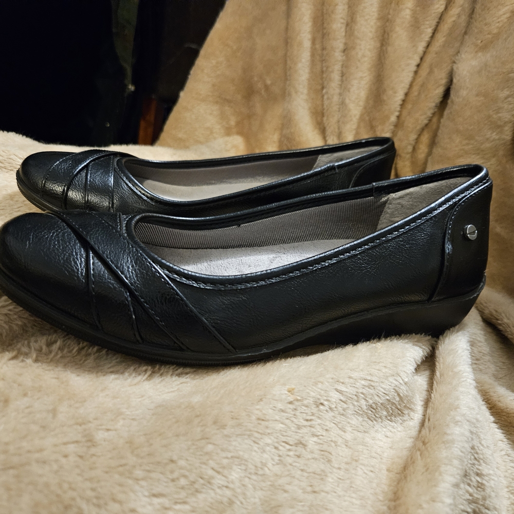 Life Stride Black Women's Loafers